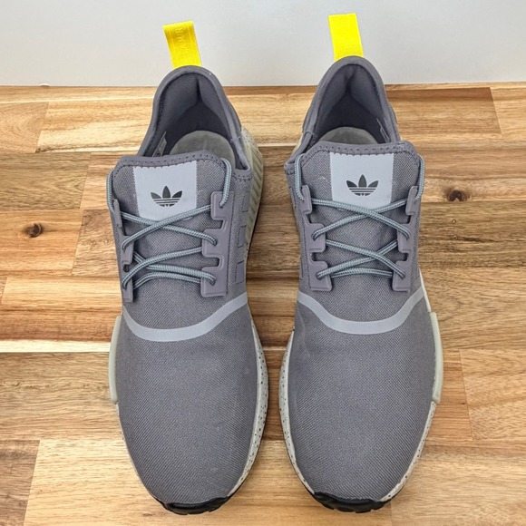 Adidas NMD R1 Trace Grey Yellow Speckled Boost Sneakers GX9534 Mens Size 11 - Picture 2 of 9